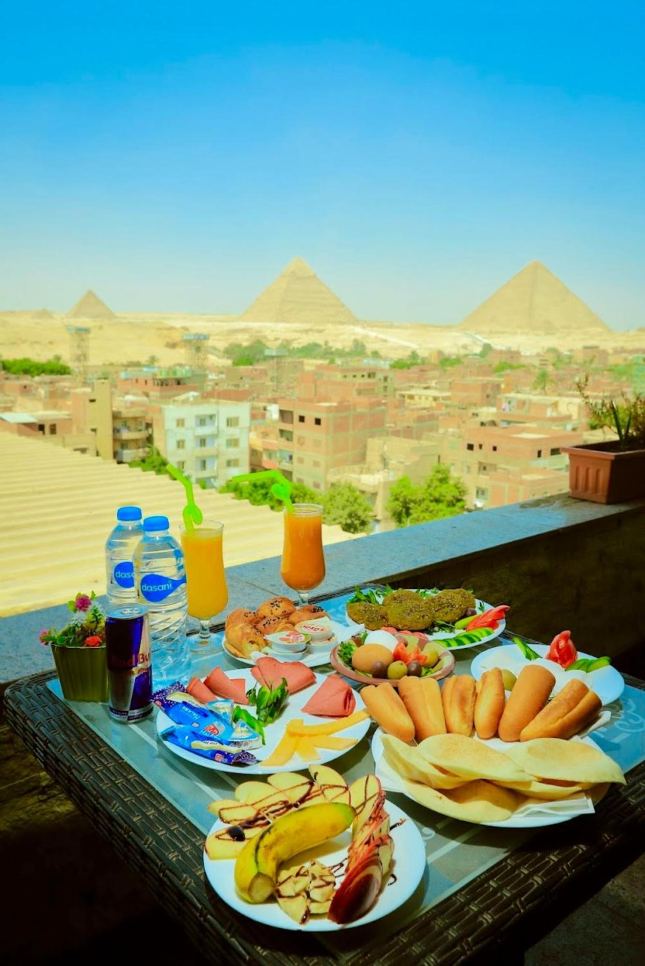 Topaz Pyramids View Inn Kafret el-Gabal Exterior foto